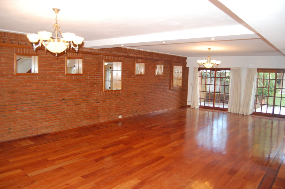 L de la Torre 909 – Living!